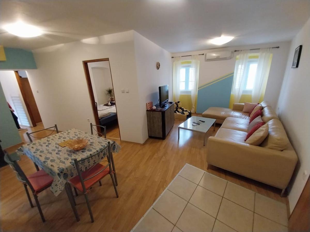 Apartmani Jadran Mali Lošinj Eksteriør billede