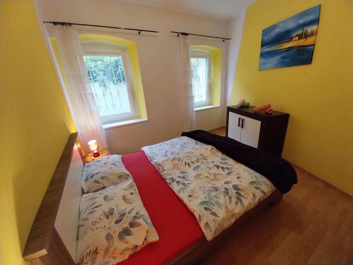 Apartmani Jadran Mali Lošinj Eksteriør billede