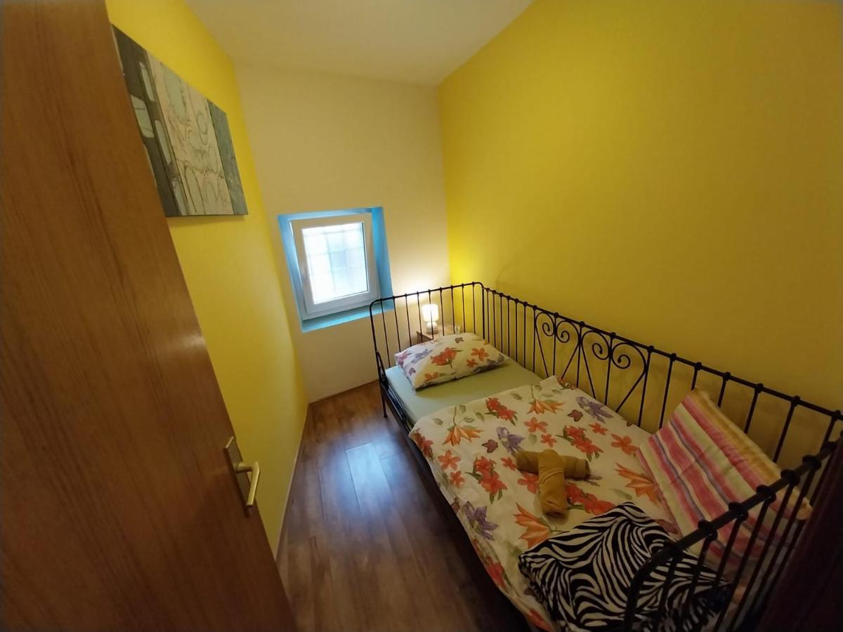 Apartmani Jadran Mali Lošinj Eksteriør billede